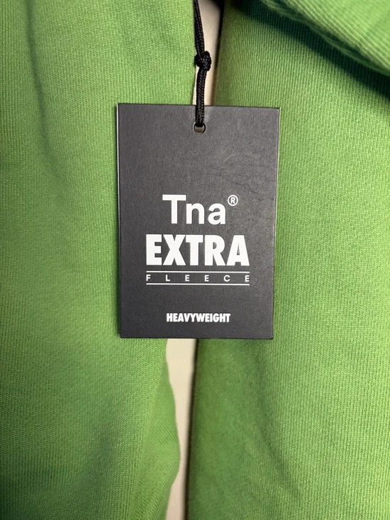 Aritzia - Extra Perfect Fleece Sweatshirt - Picture 3 of 6